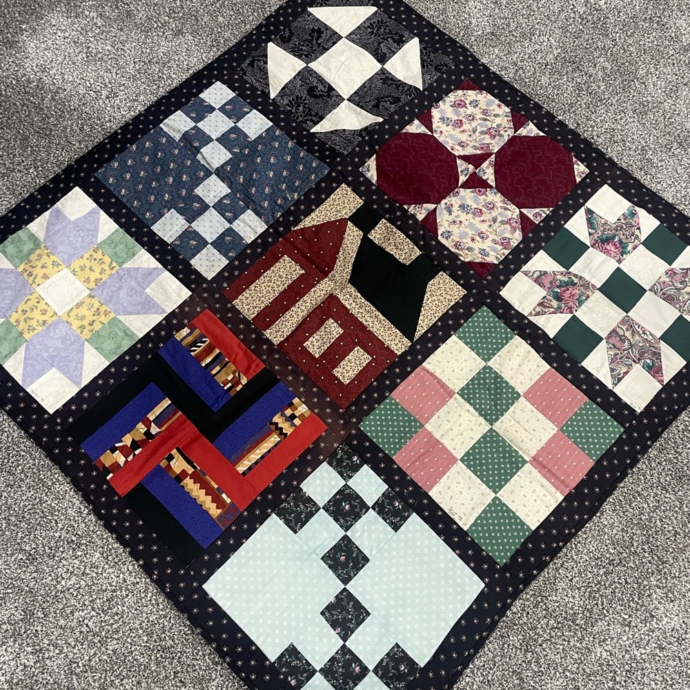 Handmade New Patchwork lap Quilt with Multicolor Design 40x40